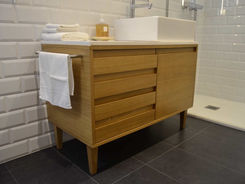 mueble de baño de madera contract solutions